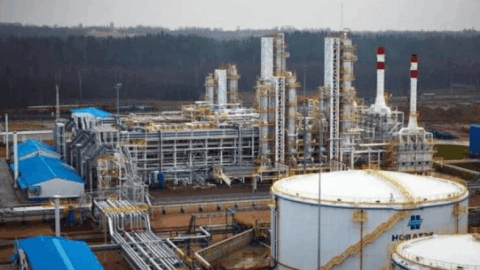 Ukraine Strikes Ust-Luga Energy Complex