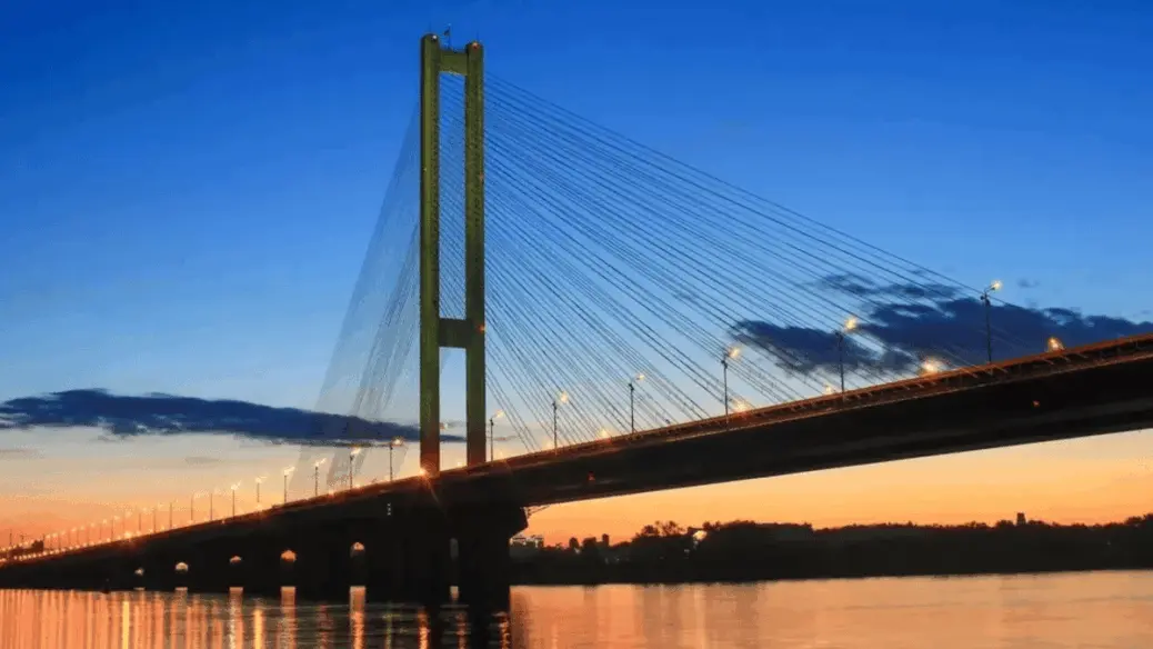 Russia Strikes the Southern Bridge: First Photos Emerge