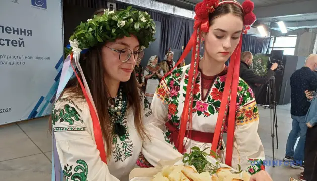 Wives of Military Personnel from Different Regions Showcase Traditional Ukrainian Clothing in Ivano-Frankivsk